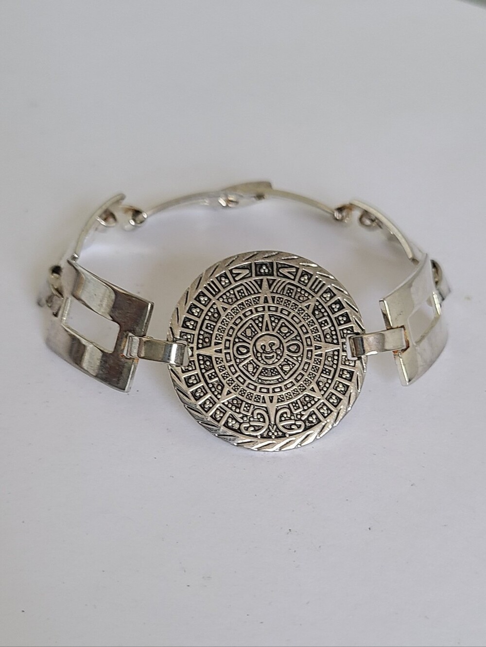 Vintage Mexico Western Sterling Silver Mayan Sun Calendar Chain Link Bracelet